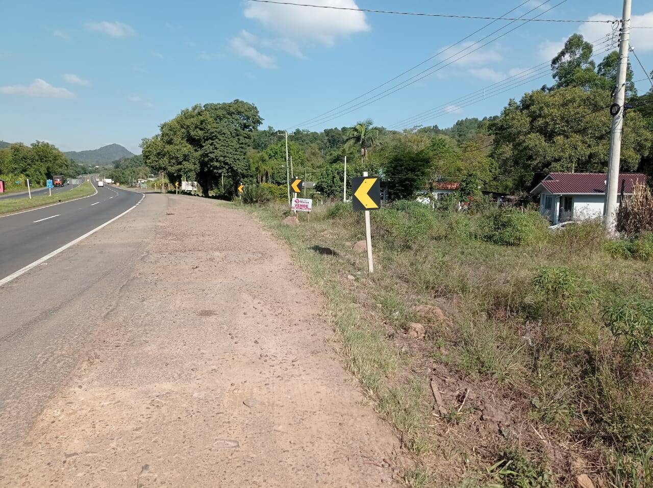 Ótimo terreno com 2.000,00m² as margens da RS 452 em Bom Princípio.