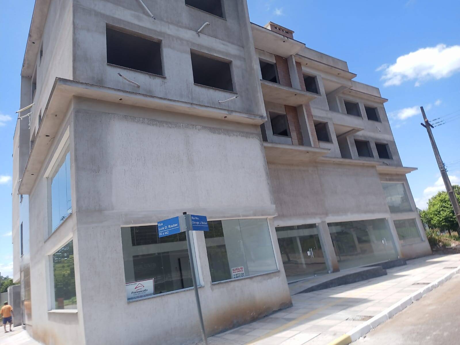#1111 - Apartamento para Venda em Feliz - RS