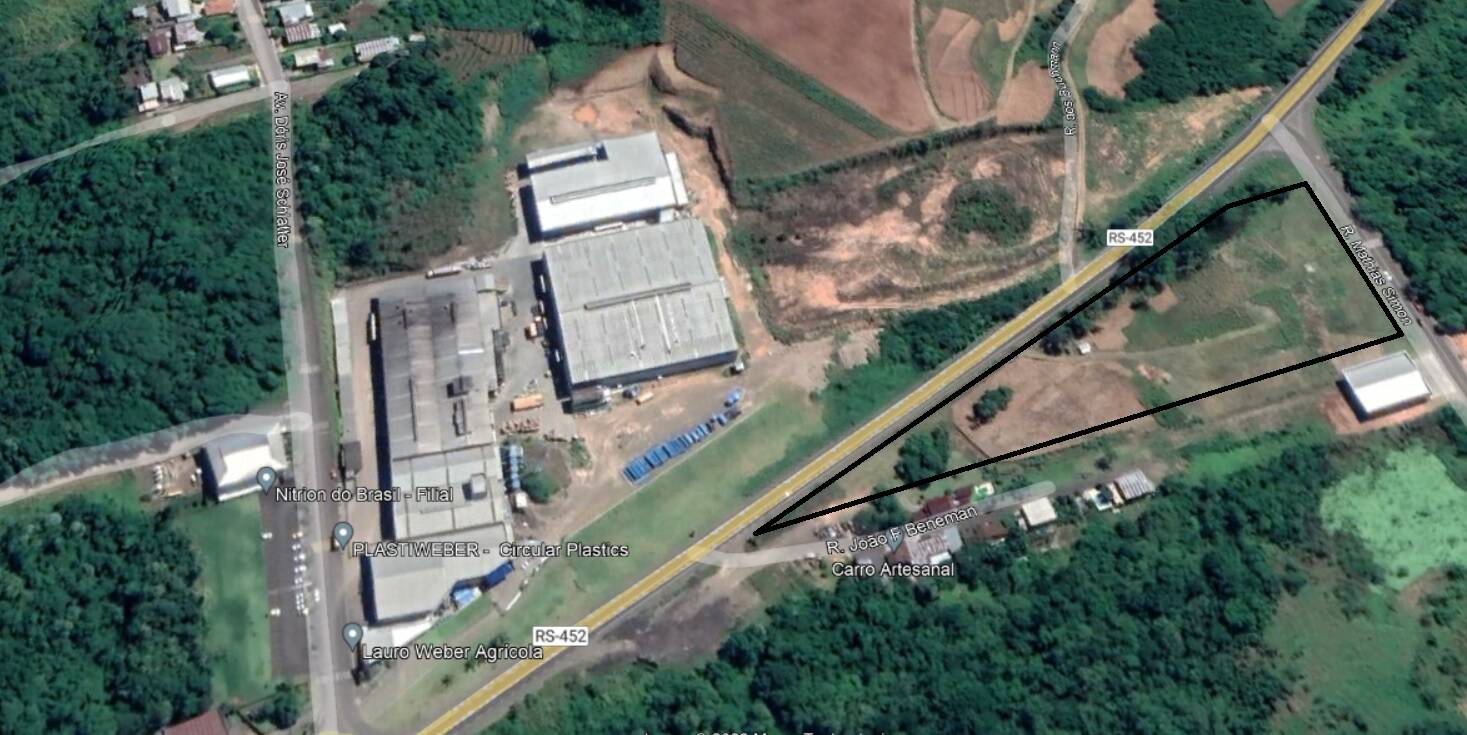 Área de terras urbanas de 12.679,12m² as margens da RS 452, Centro de Feliz