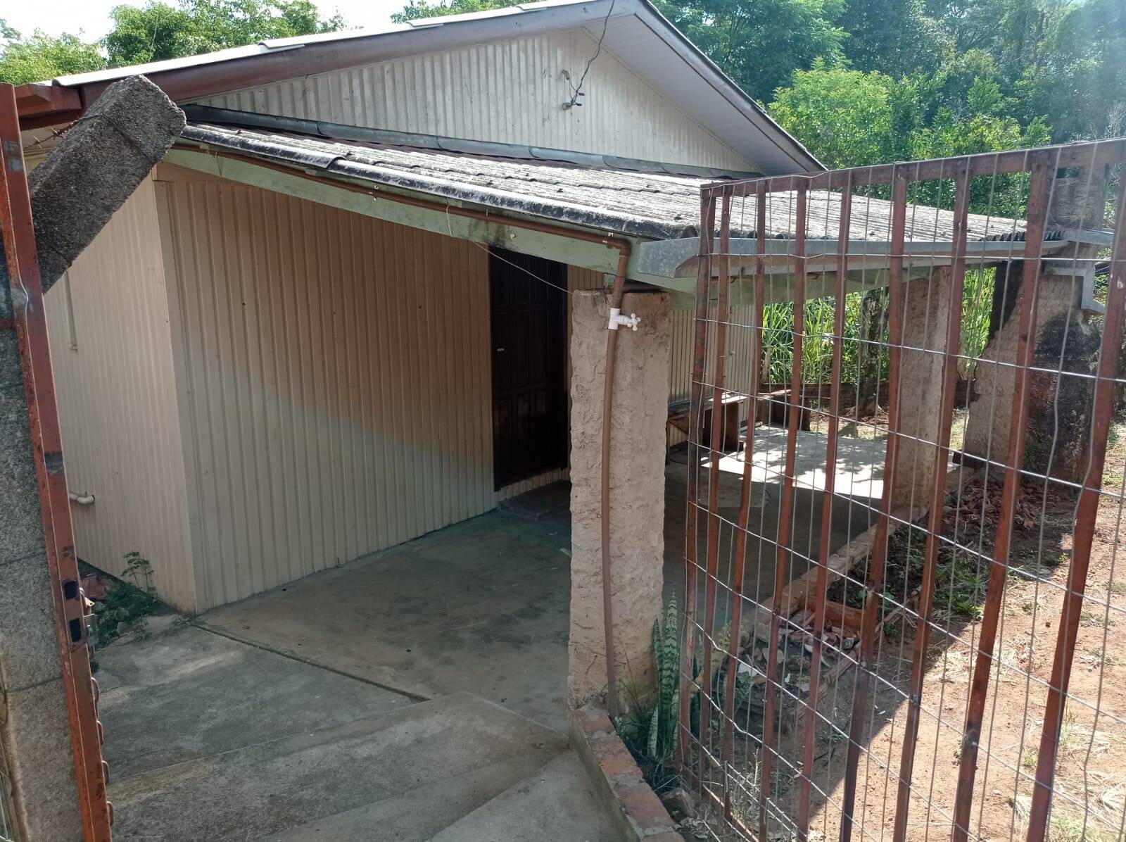 #1256 - Casa para Venda em Vale Real - RS
