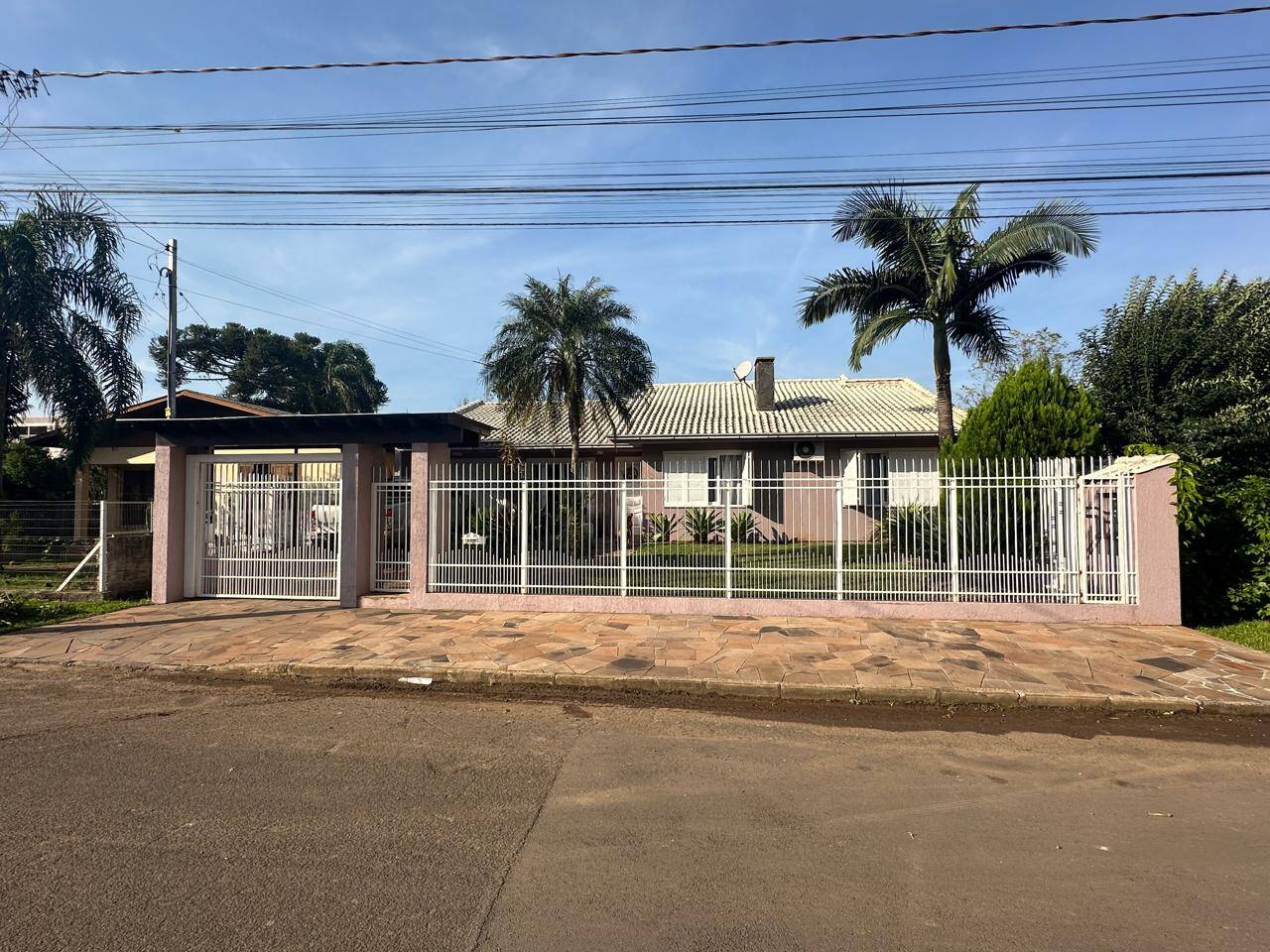#2046 - Casa para Venda em Feliz - RS
