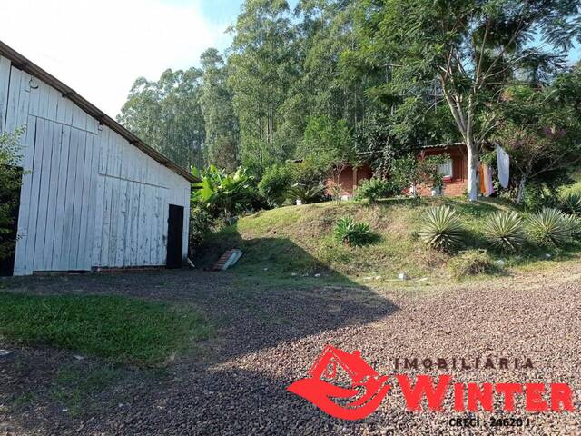 #1055 - Casa para Venda em Bom Princípio - RS - 2
